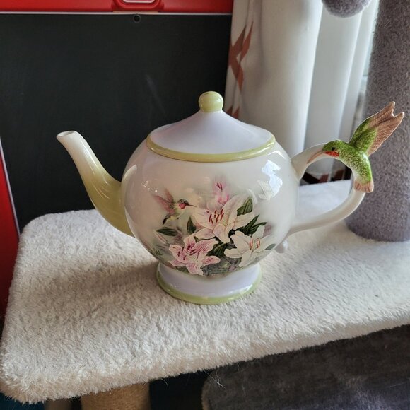 vintage Teleflora Gift teapot Lena Liu Hummingbird and Lilies Imperial Graphics - Picture 1 of 11